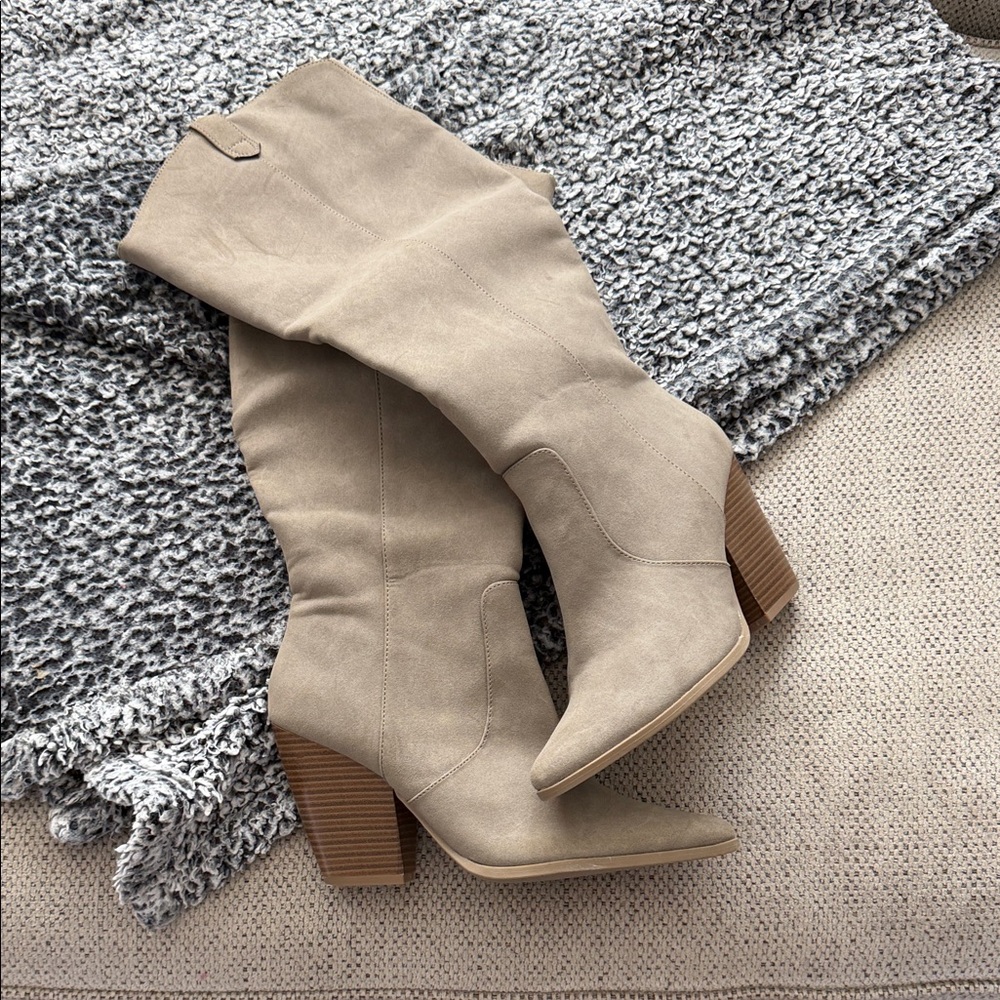 a.n.a Elegant Beige Heeled Boots